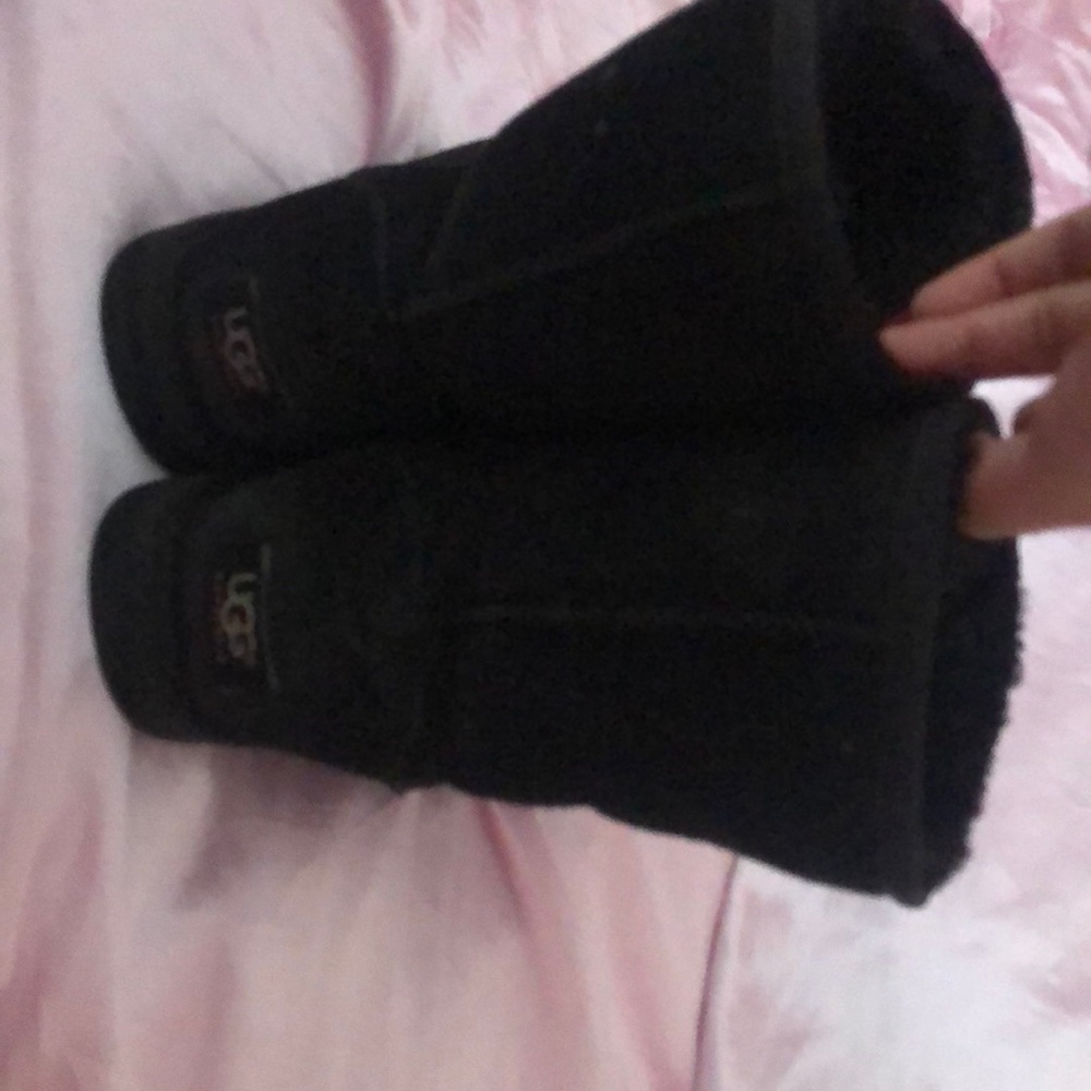 UGG BOOTS - Picture 3 of 4